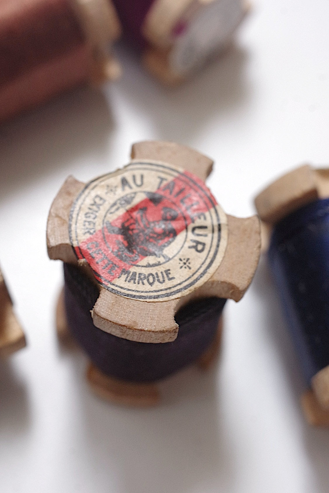 アンティークボビン/bobbin/antique .FR a l'epoque