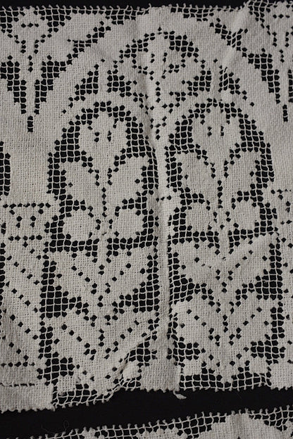 アンティークレース フィレ/dentelle ancienne/antique lace .FR a l'epoque