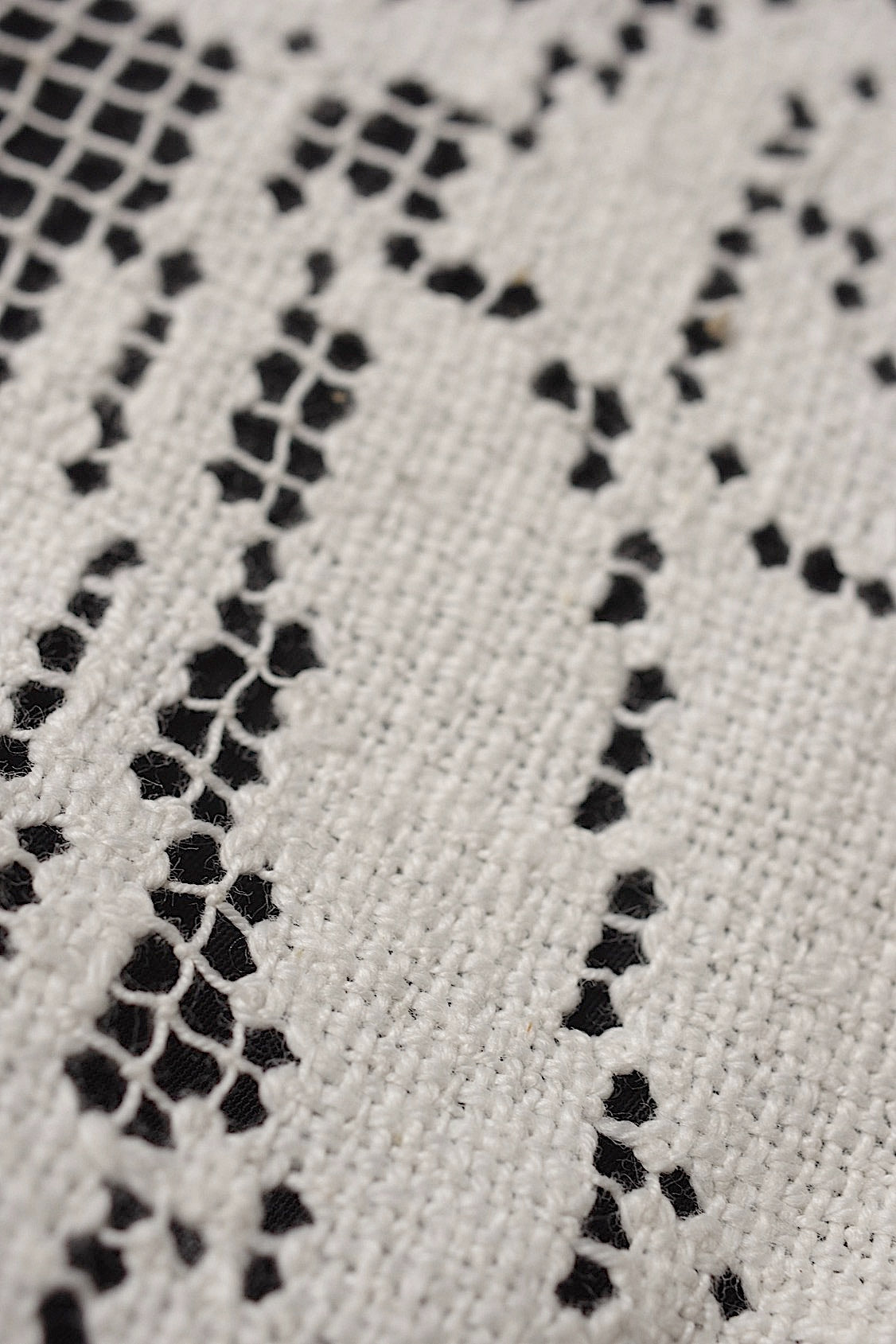 アンティークレース フィレ/dentelle ancienne/antique lace .FR a l'epoque