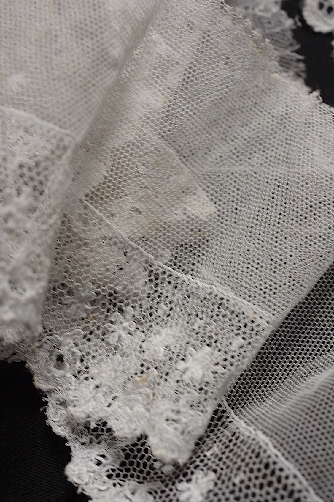 アンティークレース４種/dentelle ancienne/antique lace .FR a l'epoque