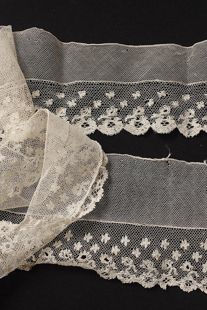 アンティークレース3種/dentelle ancienne/antique lace .FR a l'epoque