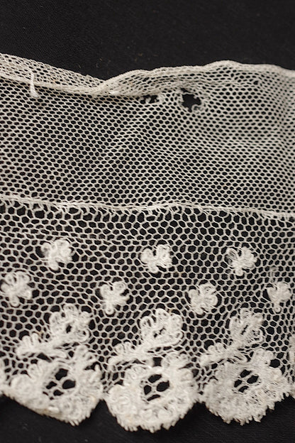 アンティークレース3種/dentelle ancienne/antique lace .FR a l'epoque
