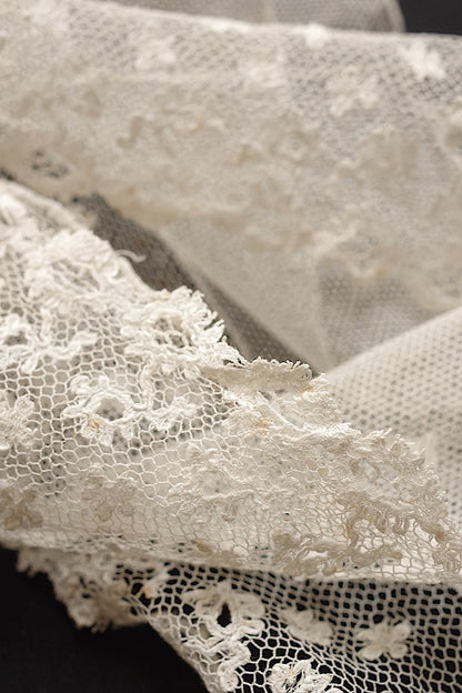 アンティークレース3種/dentelle ancienne/antique lace .FR a l'epoque