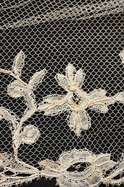 アンティークレース２種/dentelle ancienne/antique lace .FR a l'epoque