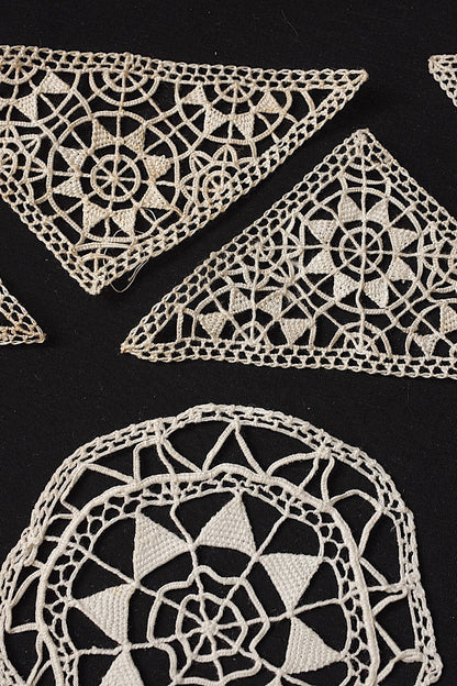 アンティークレースモチーフ33個/dentelle ancienne/antique lace .FR a l'epoque