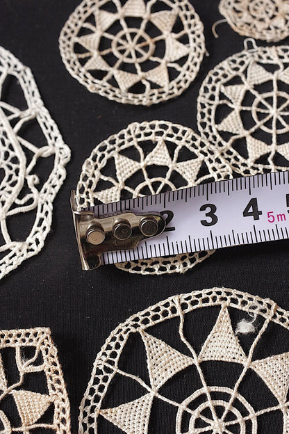 アンティークレースモチーフ33個/dentelle ancienne/antique lace .FR a l'epoque