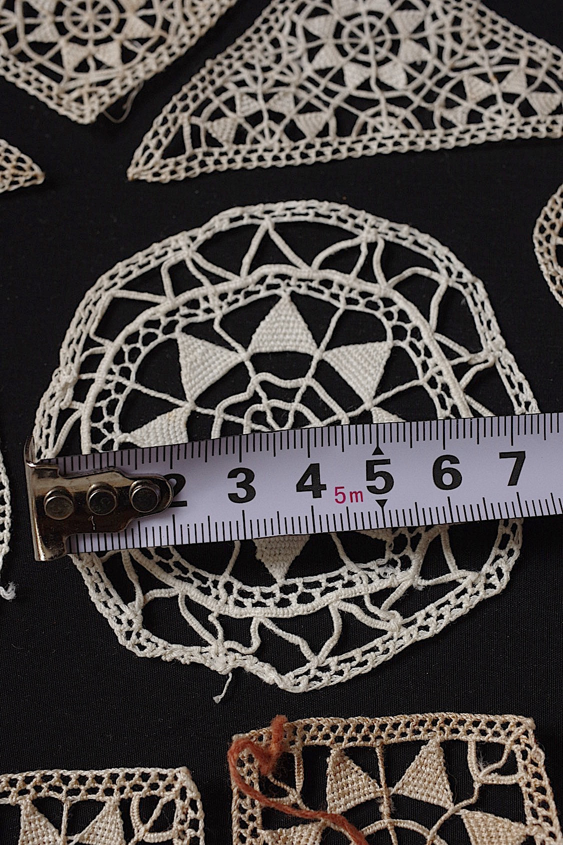 アンティークレースモチーフ33個/dentelle ancienne/antique lace .FR a l'epoque