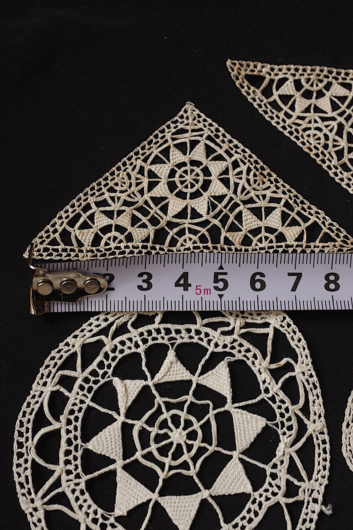 アンティークレースモチーフ33個/dentelle ancienne/antique lace .FR a l'epoque