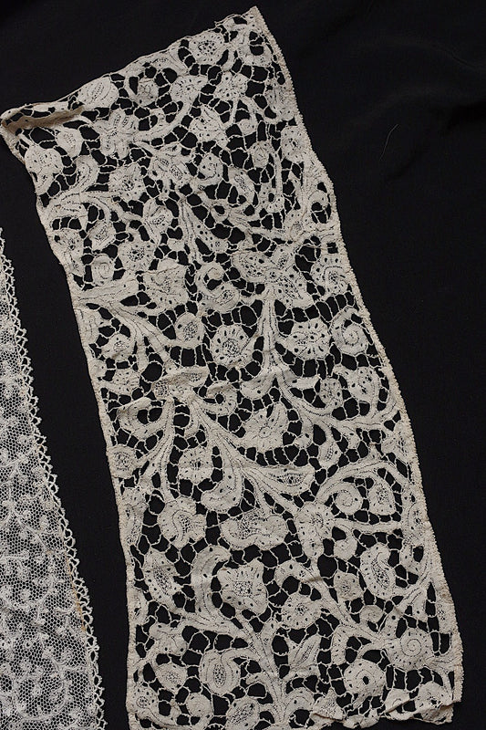 アンティークレースミラネーズ/dentelle ancienne/antique lace .FR a l'epoque
