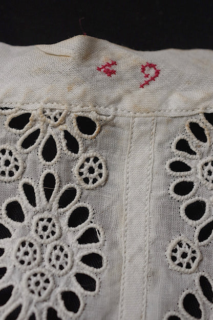アンティークレース小さな襟/dentelle ancienne/antique lace .FR a l'epoque