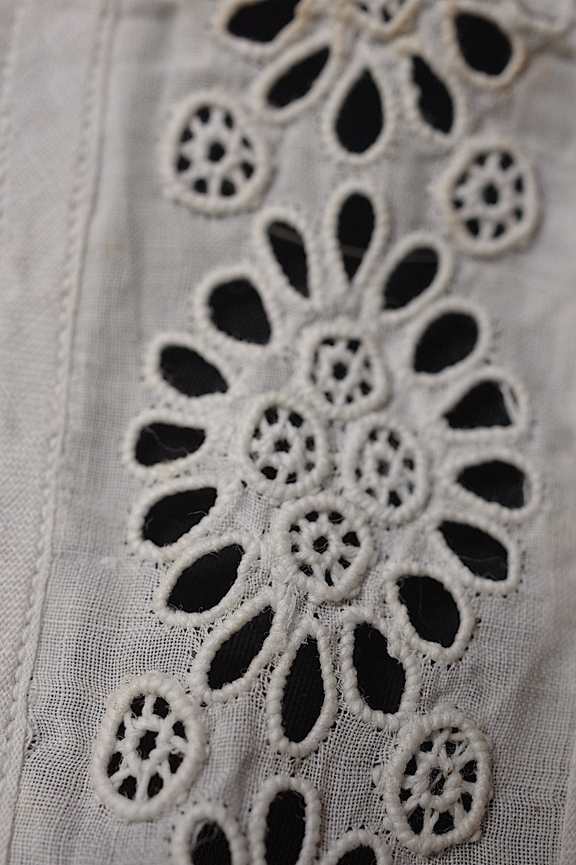 アンティークレース小さな襟/dentelle ancienne/antique lace .FR a l'epoque