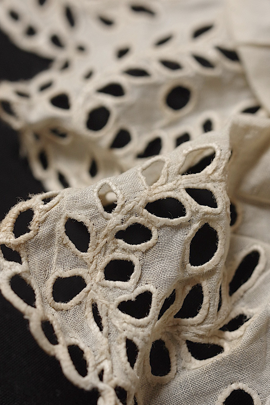 アンティークレース小さな襟/dentelle ancienne/antique lace .FR a l'epoque