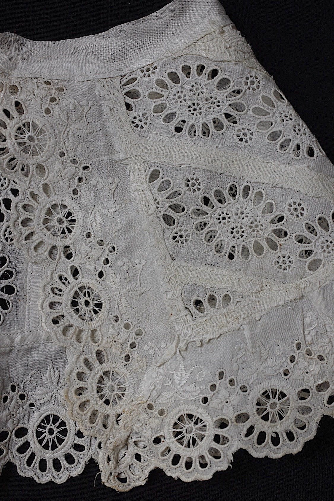 アンティークレース小さな襟/dentelle ancienne/antique lace .FR a l'epoque
