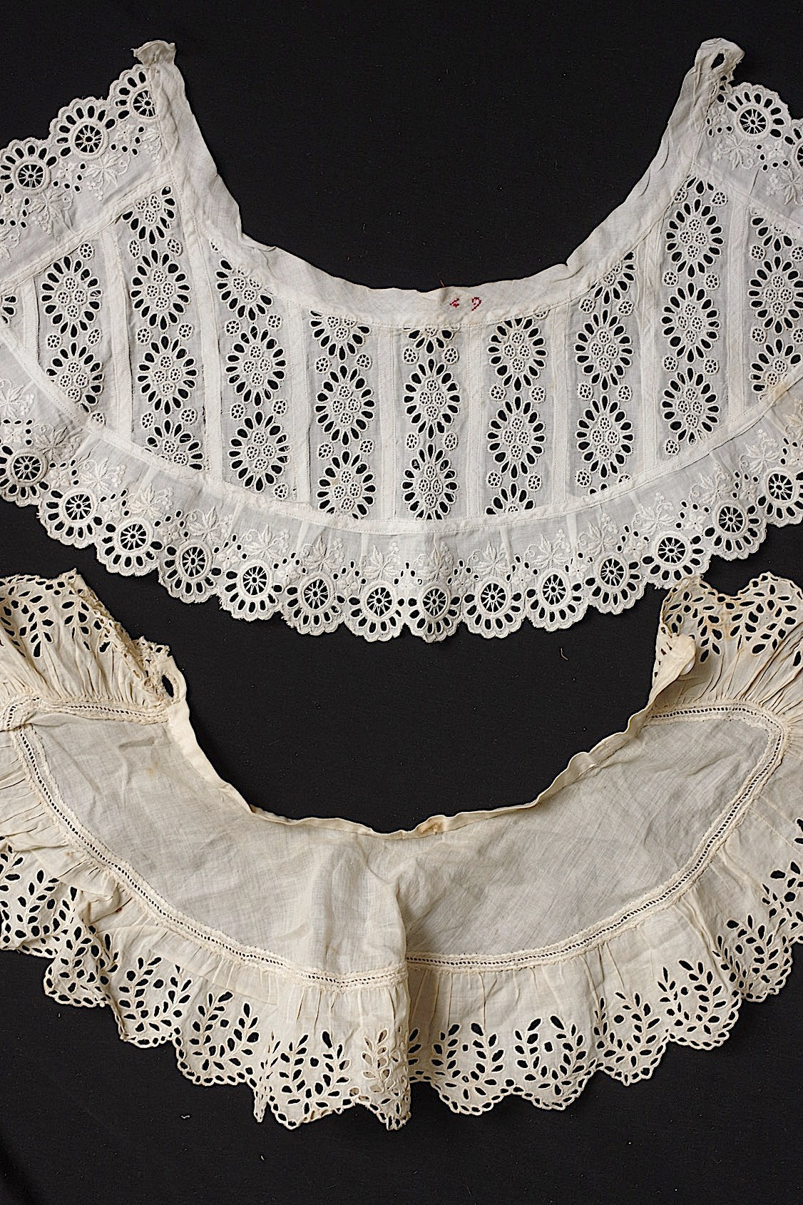 アンティークレース小さな襟/dentelle ancienne/antique lace .FR a l'epoque