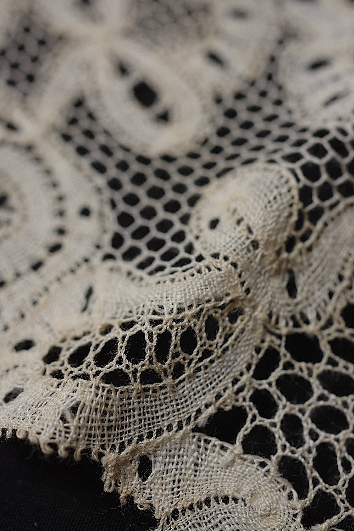 アンティークボビンレース/dentelle ancienne/antique lace .FR a l'epoque
