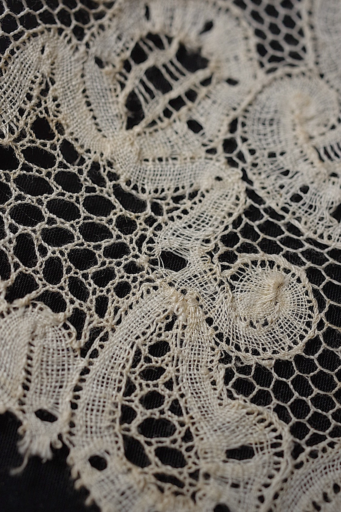 アンティークボビンレース/dentelle ancienne/antique lace .FR a l'epoque