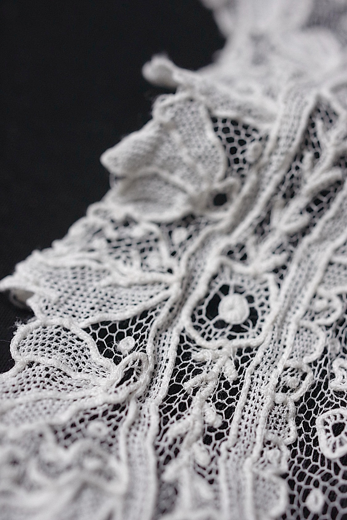 アンティークレース　ホニトンMIX/dentelle ancienne/antique lace .FR a l'epoque