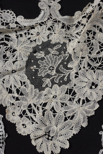 アンティークレース　ホニトンMIX/dentelle ancienne/antique lace .FR a l'epoque
