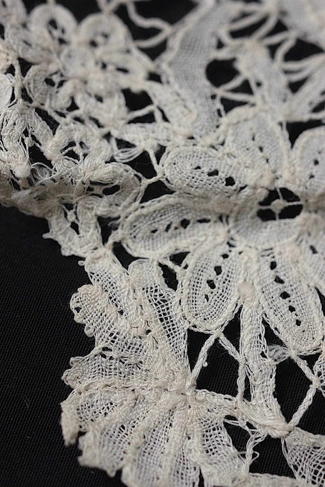 アンティークレース　ホニトンMIX/dentelle ancienne/antique lace .FR a l'epoque
