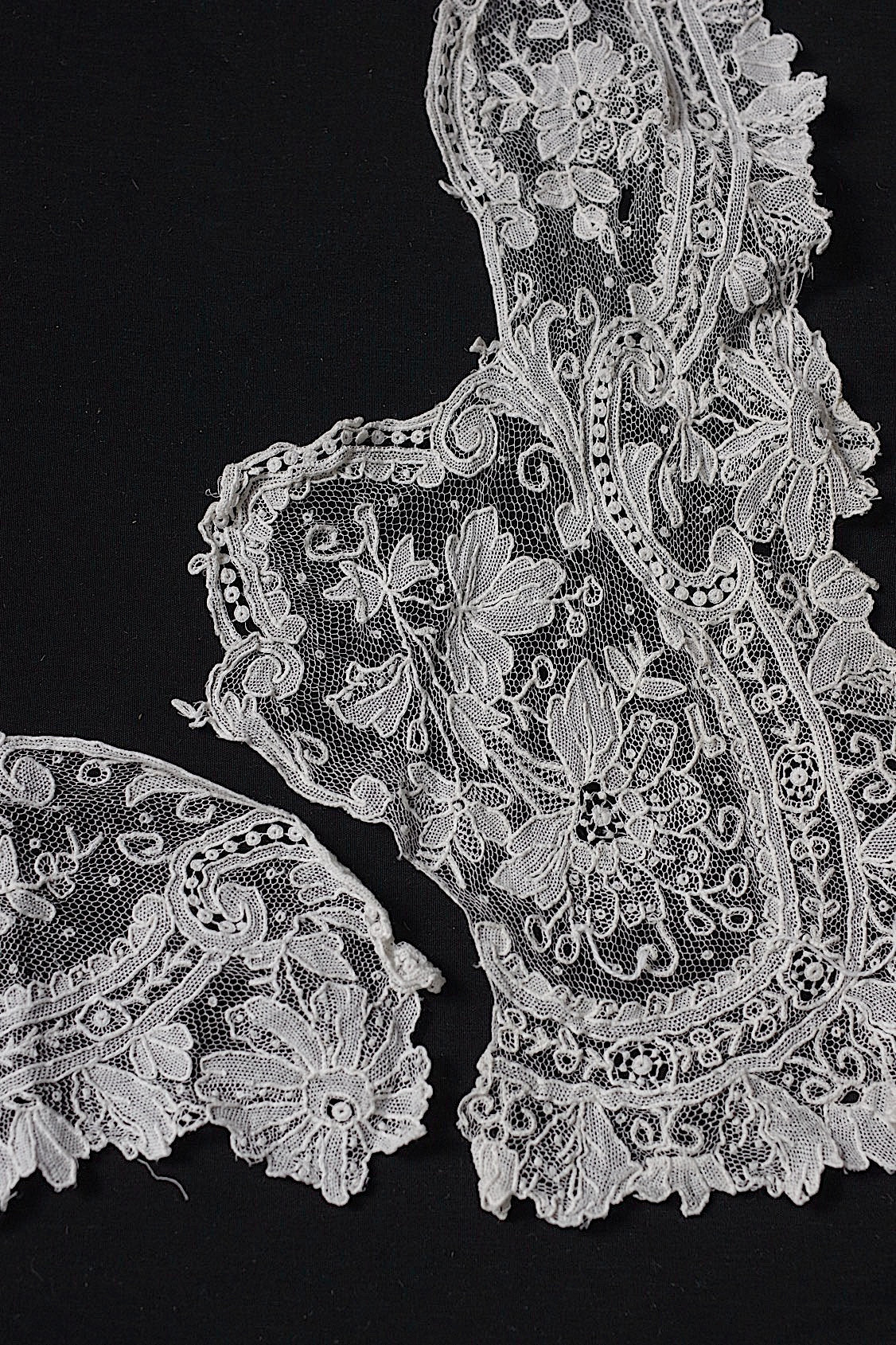 アンティークレース　ホニトンMIX/dentelle ancienne/antique lace .FR a l'epoque