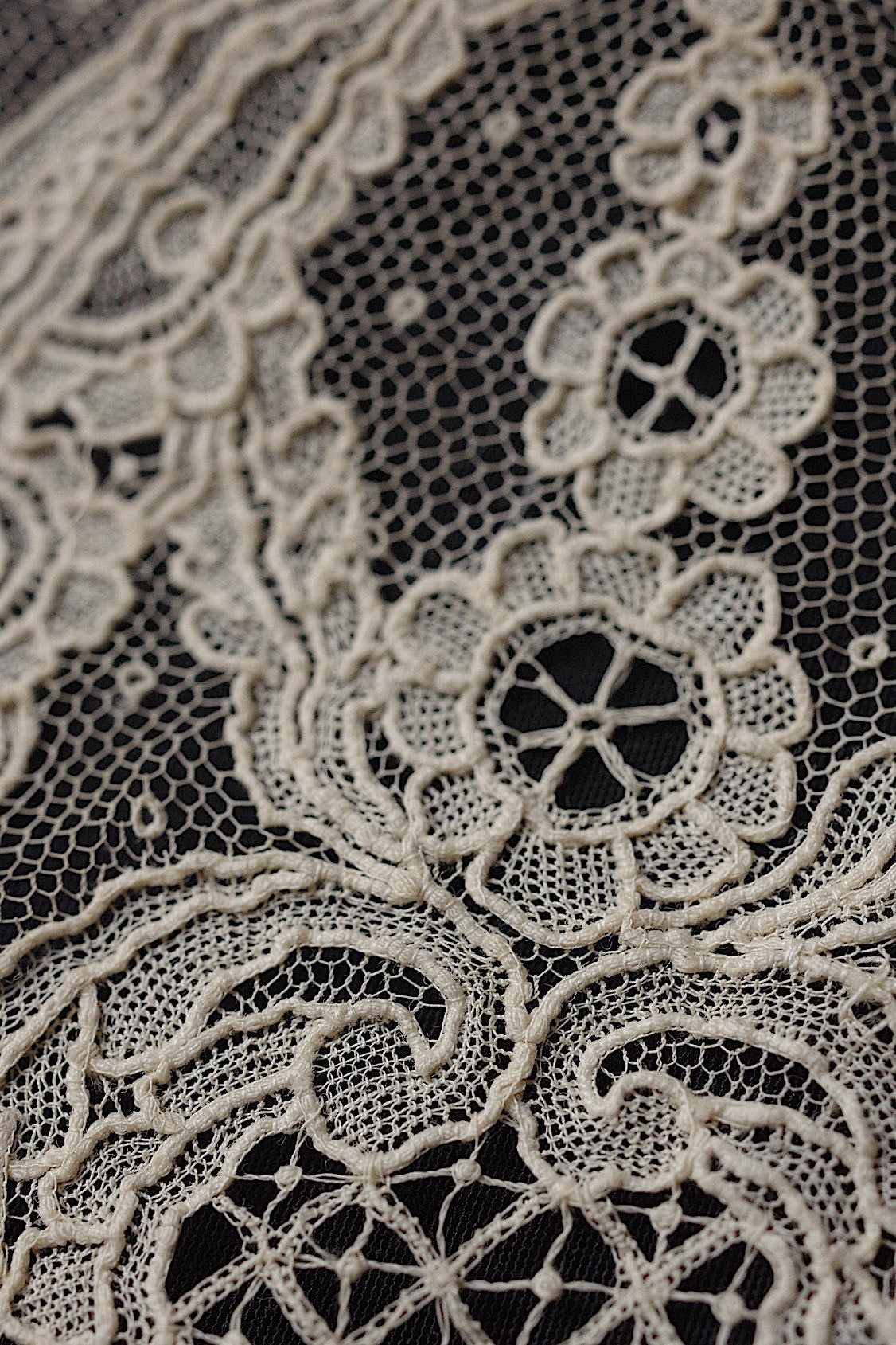アンティークレースブリュクセル/dentelle ancienne/antique lace .FR a l'epoque