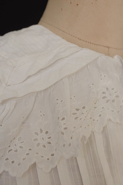 アンティークブラウス1/vêtement  ancien/ .FR a l'epoque