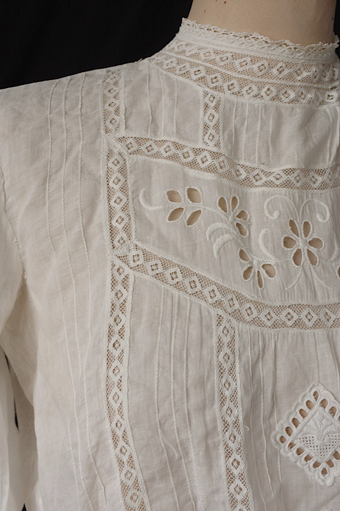 アンティークブラウス4/vêtement  ancien/ .FR a l'epoque