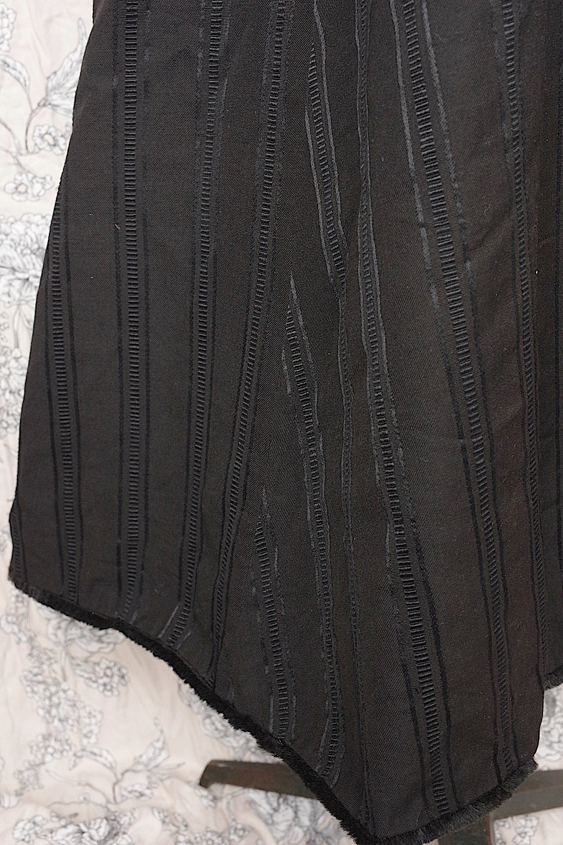 アンティークスカート/vêtement ancien/antique skirt .FR a l'epoque