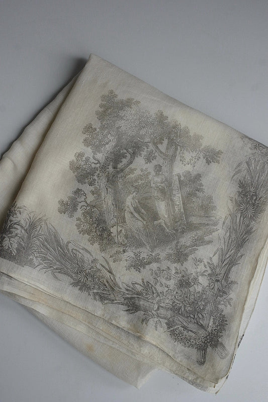 アンティークスカーフ/fichu ancien .FR a l'epoque