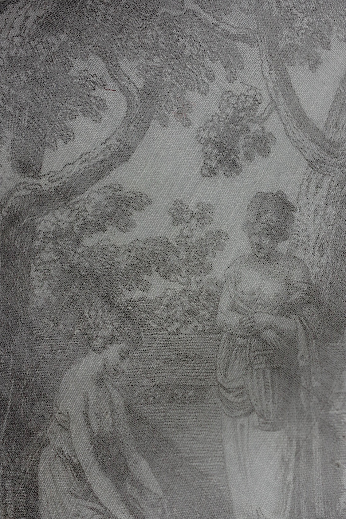 アンティークスカーフ/fichu ancien .FR a l'epoque