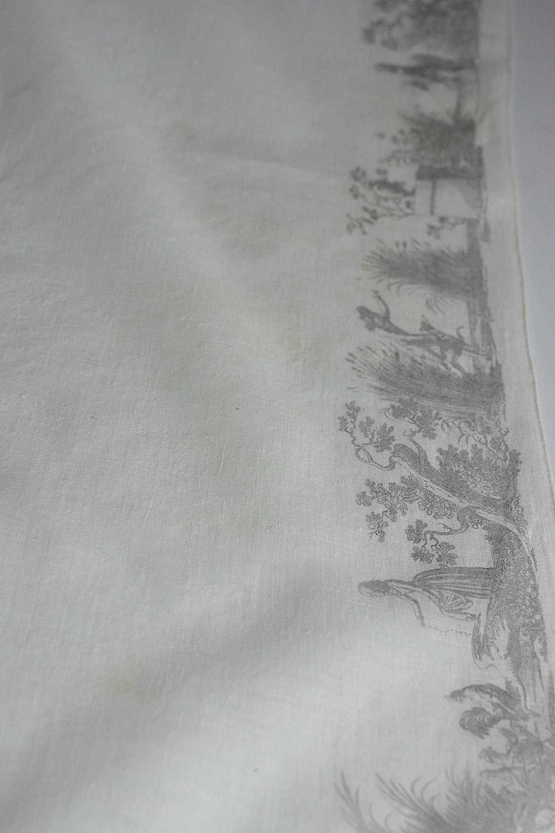 アンティークスカーフ/fichu ancien .FR a l'epoque