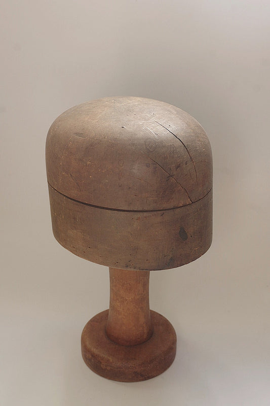 アンティーク帽子型/moule à chapeau en bois/antique .FR a l'epoque