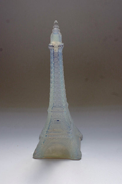 アンティークエッフェル塔/flacon opalescent,/antique .FR a l'epoque
