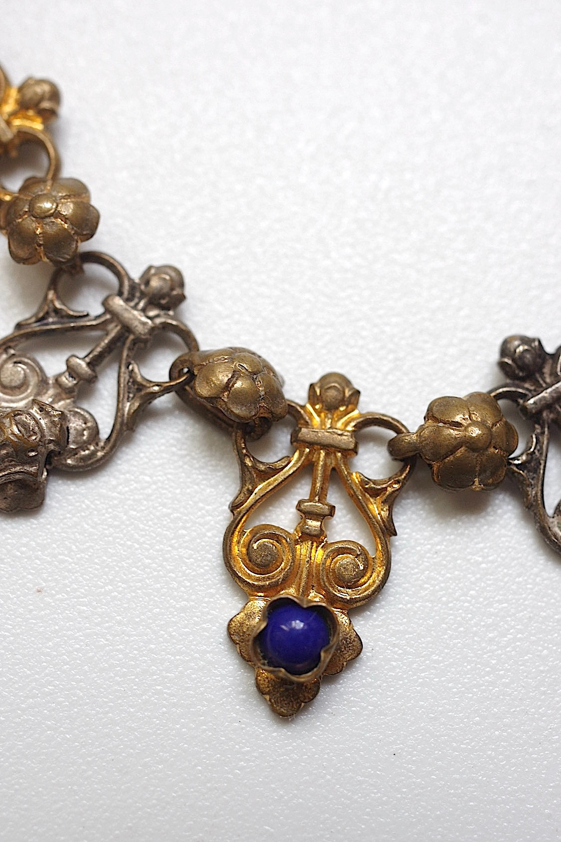 アンティークネックレス/collier antique .FR a l'epoque