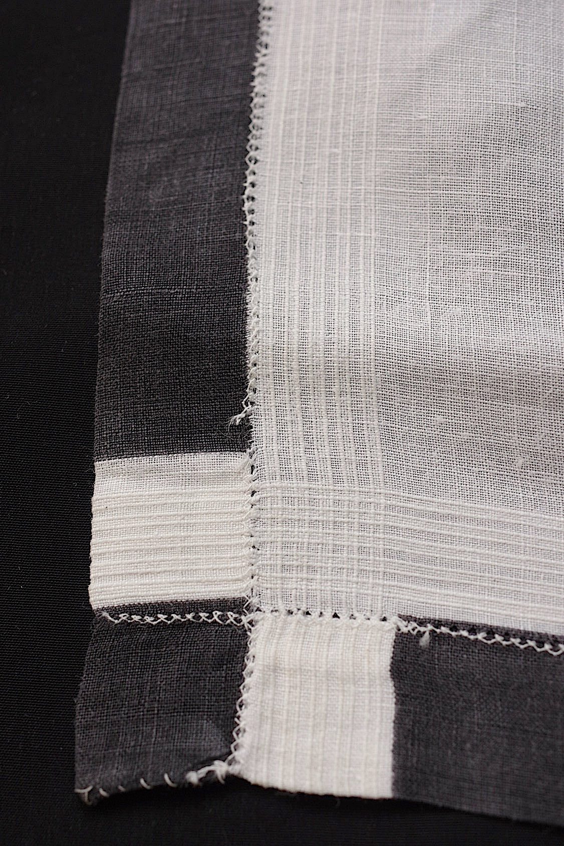 Antique handkerchief mouchoir antique