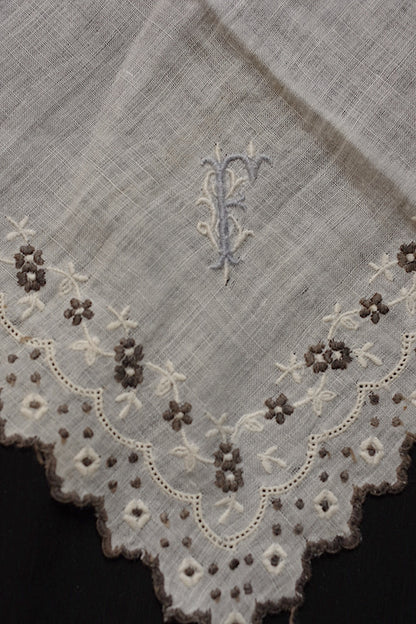 Antique handkerchief mouchoir antique