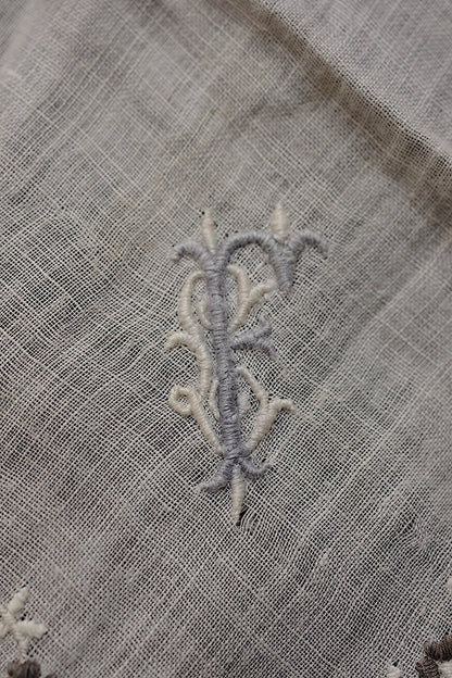 Antique handkerchief mouchoir antique