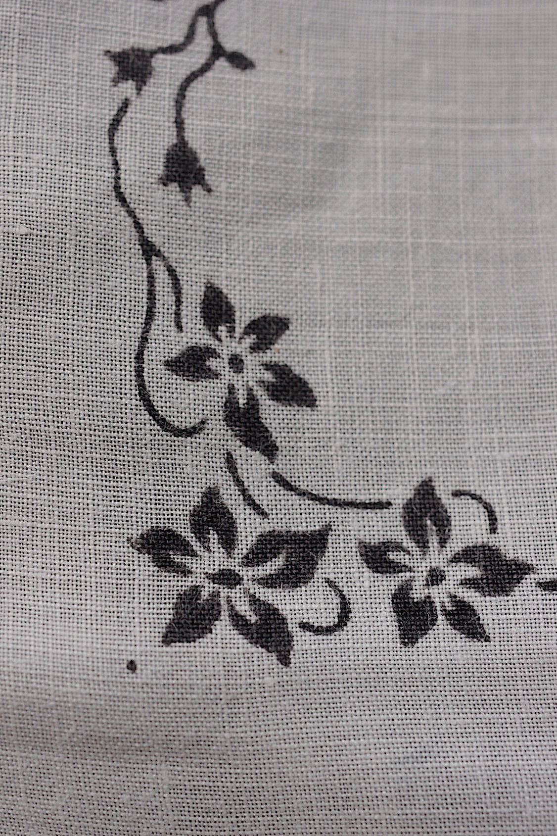 Antique handkerchief mouchoir antique