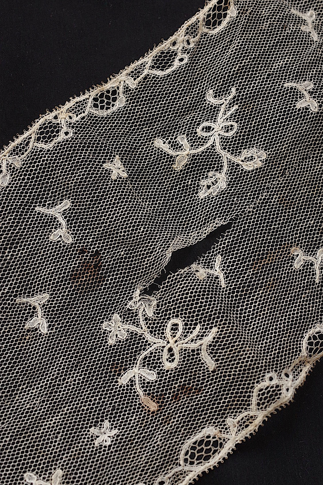 Antique lace dentelle antique lace for lappet material