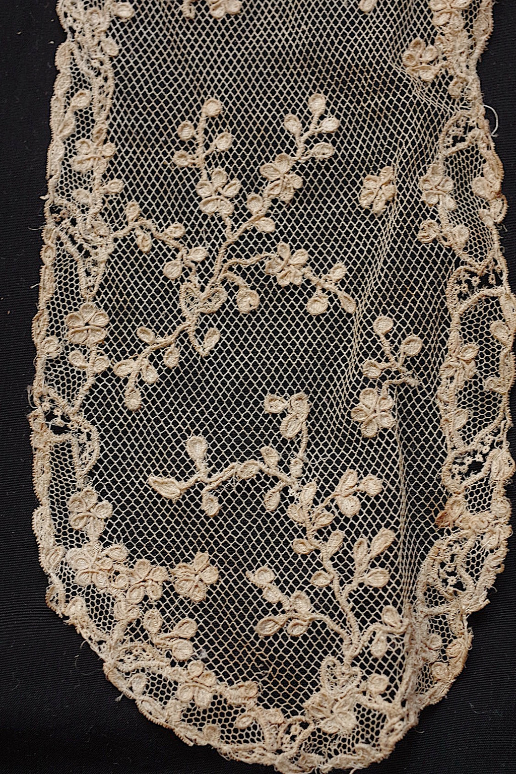 アンティークレース dentelle antique lace ラペット素材用