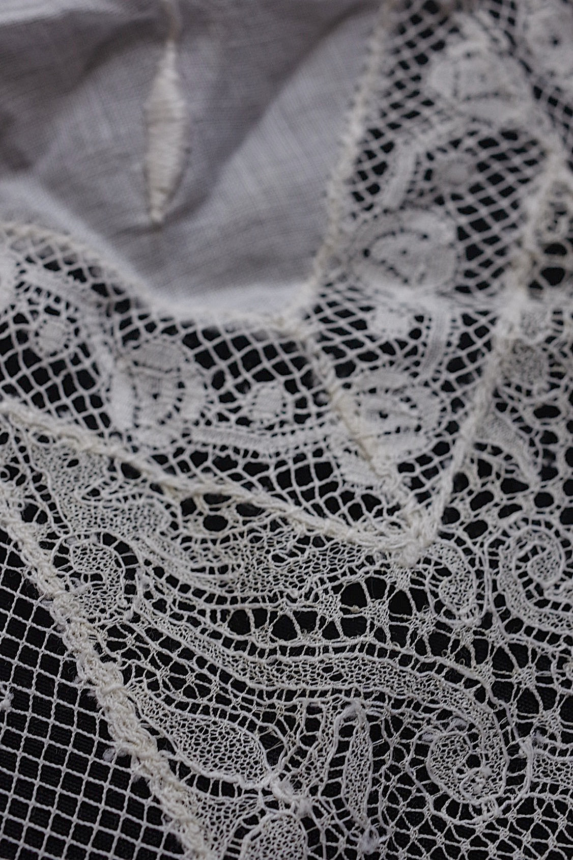 Antique lace dentelle antique lace embroidered cloth