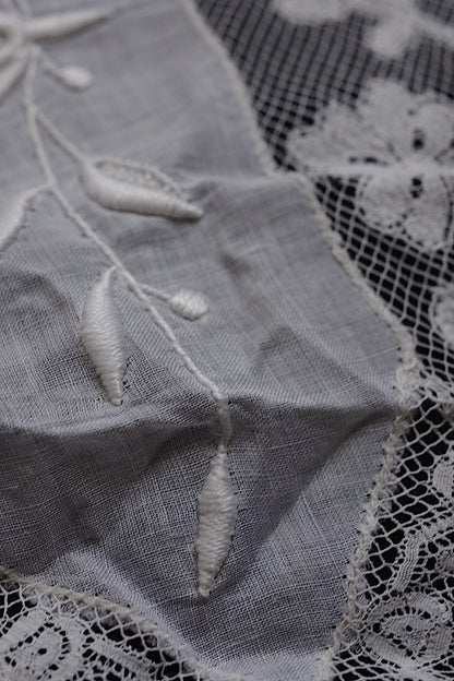 Antique lace dentelle antique lace embroidered cloth
