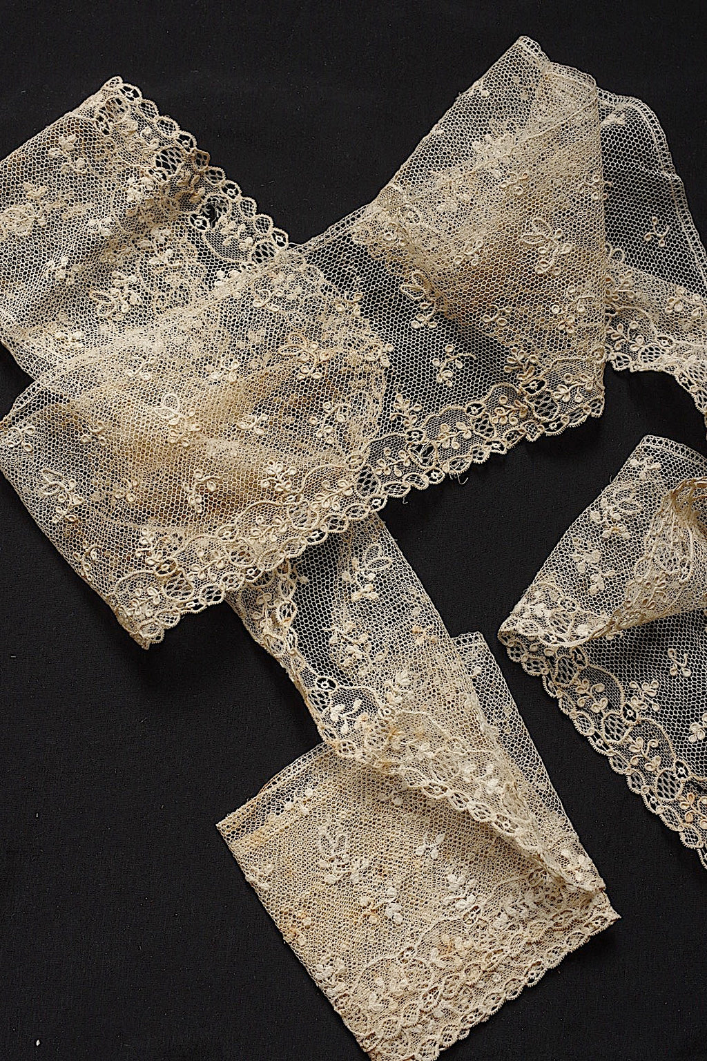 アンティークレース dentelle antique lace アランソン235cm
