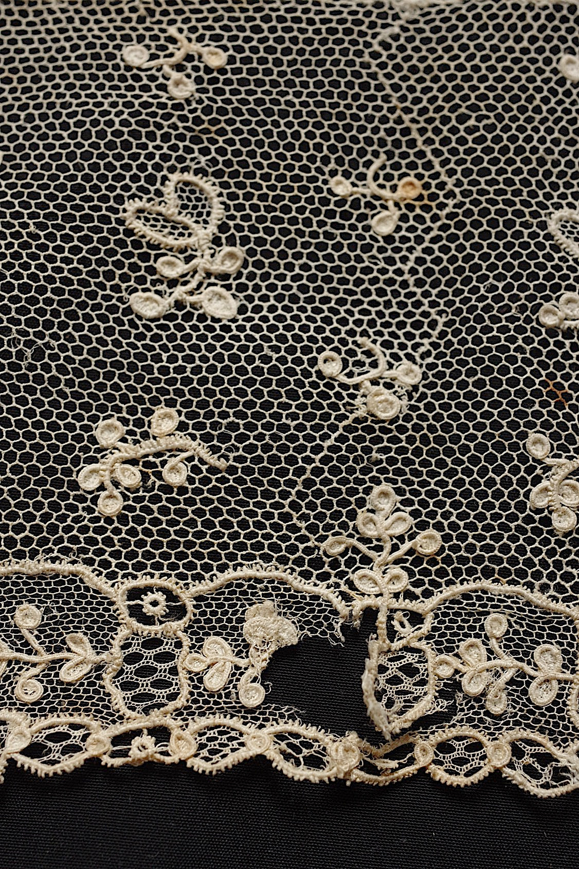 アンティークレース dentelle antique lace アランソン235cm