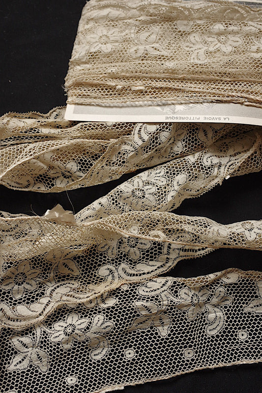 アンティークレース dentelle antique lace 524cm