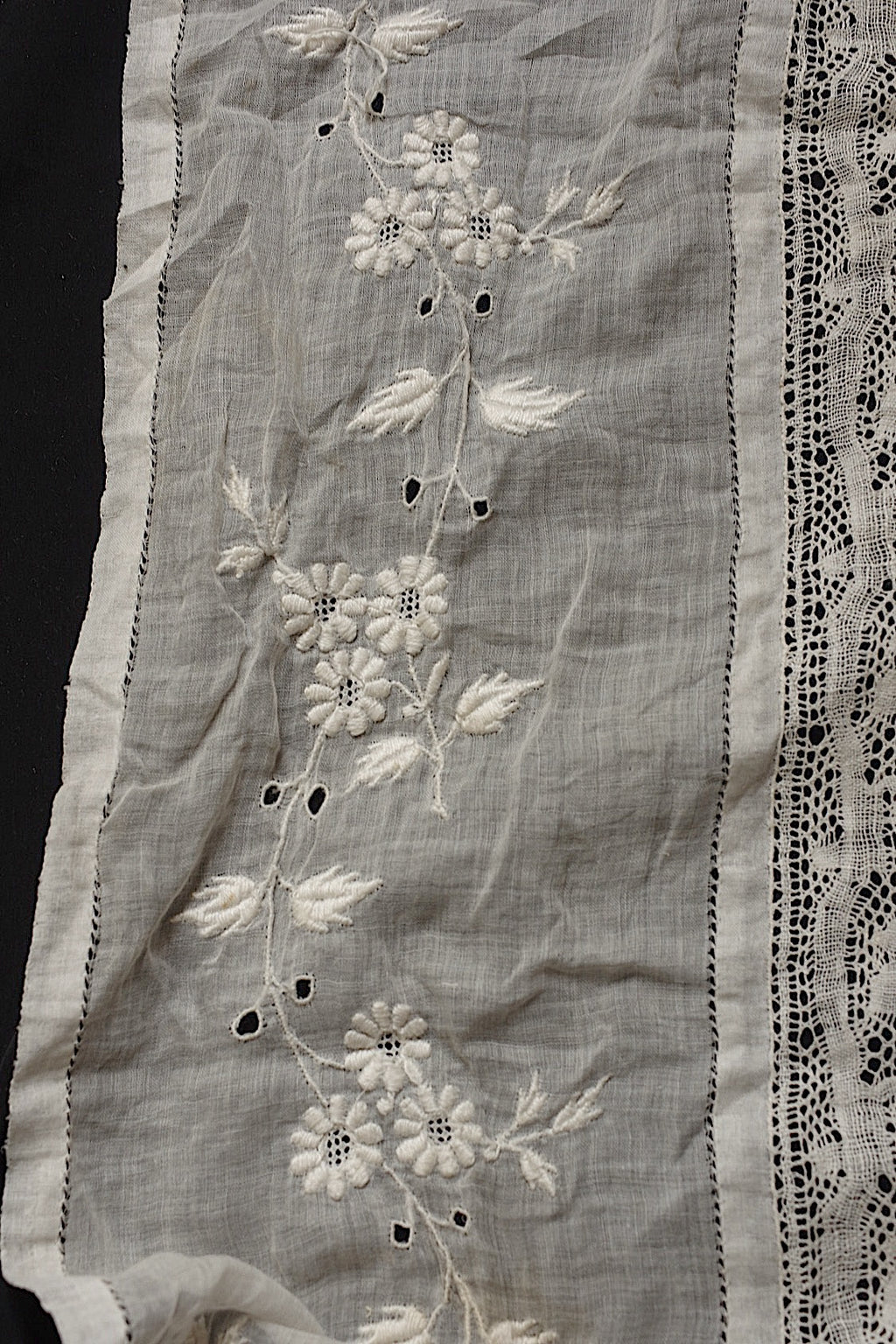 アンティークレース dentelle antique lace 刺繍ハギレ