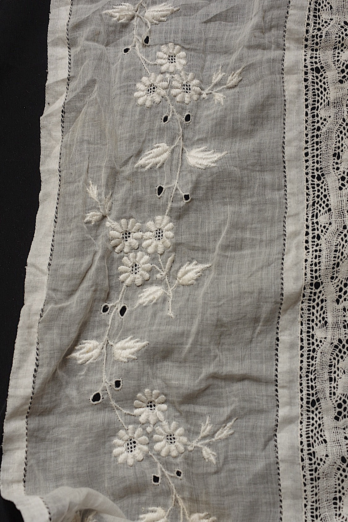 アンティークレース dentelle antique lace 刺繍ハギレ