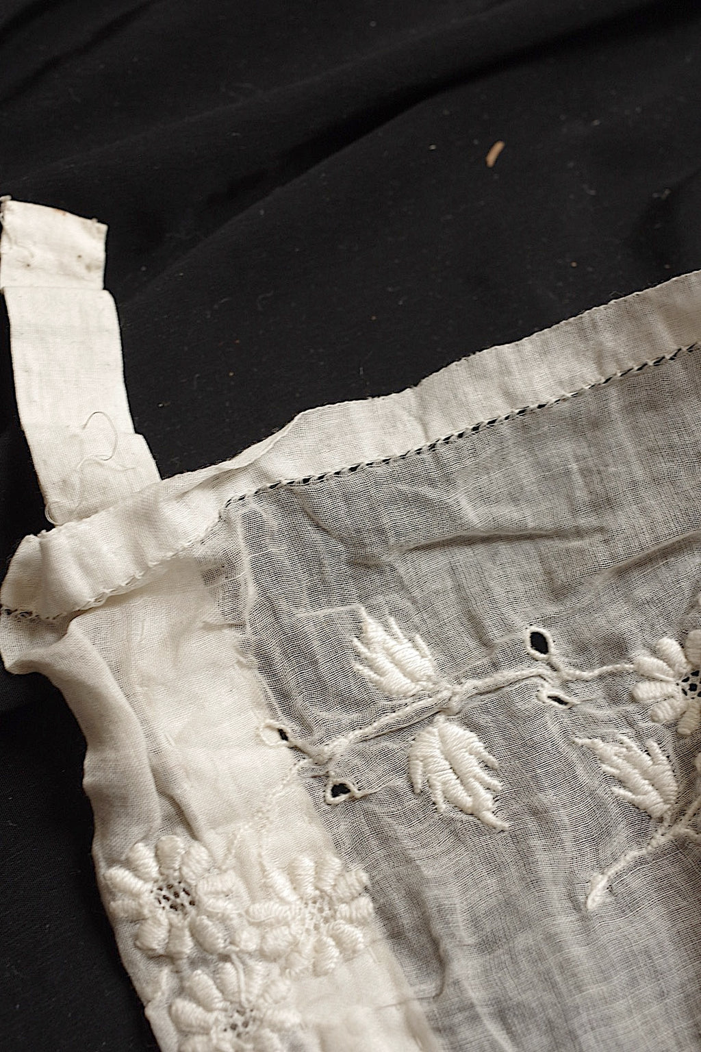 アンティークレース dentelle antique lace 刺繍ハギレ