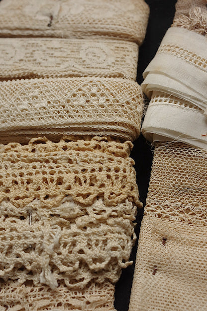 Antique Lace Dentelle Antique Lace Boxed 16 Types