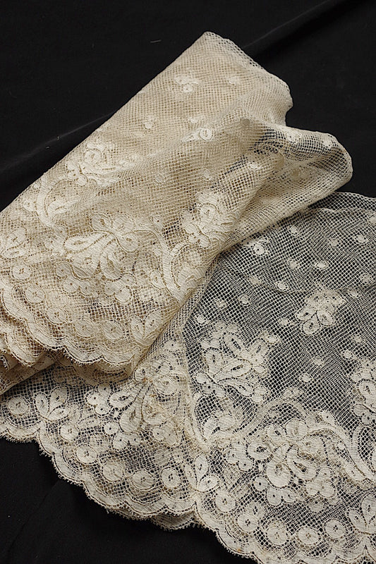 Antique lace dentelle antique lace 320cm